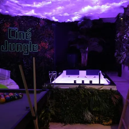 Cine Jungle Duplex Balneo 公寓 罗阿纳