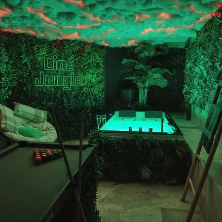Apartman Cine Jungle Duplex Balneo