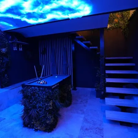 Cine Jungle Duplex Balneo Apartman
